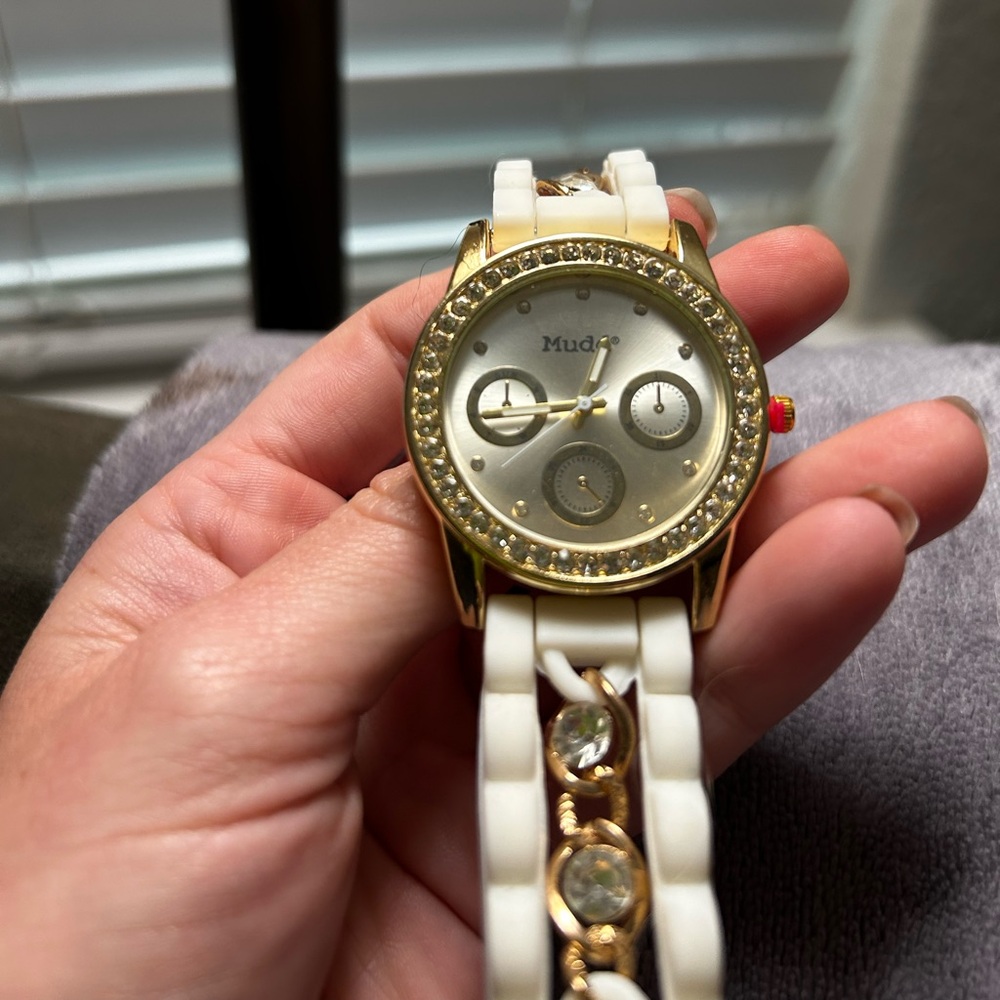 Mudd Watch with silicone band.